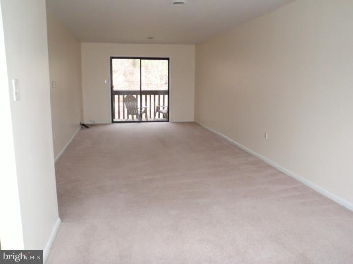 LAUREL SPRINGS - Residential