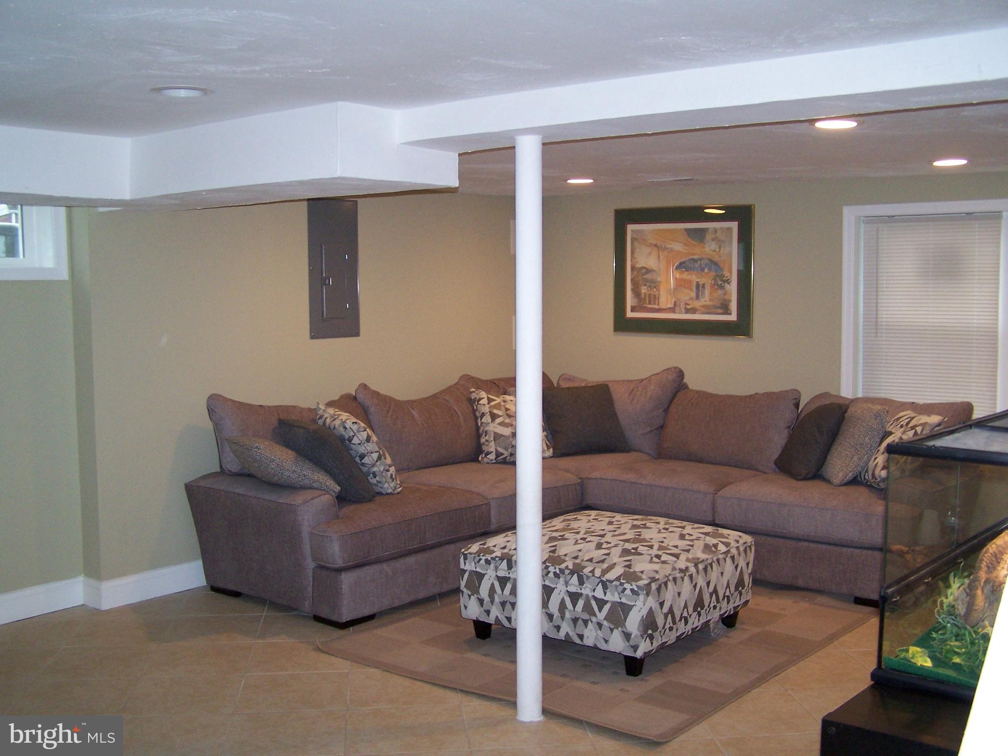 VILLA HEIGHTS - Residential