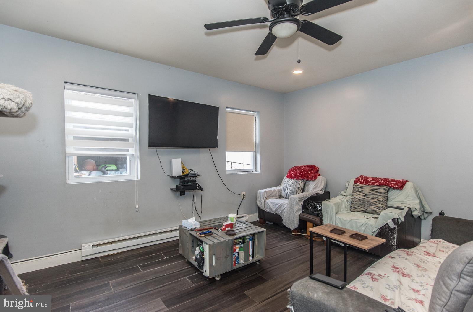 BRIDESBURG - Residential