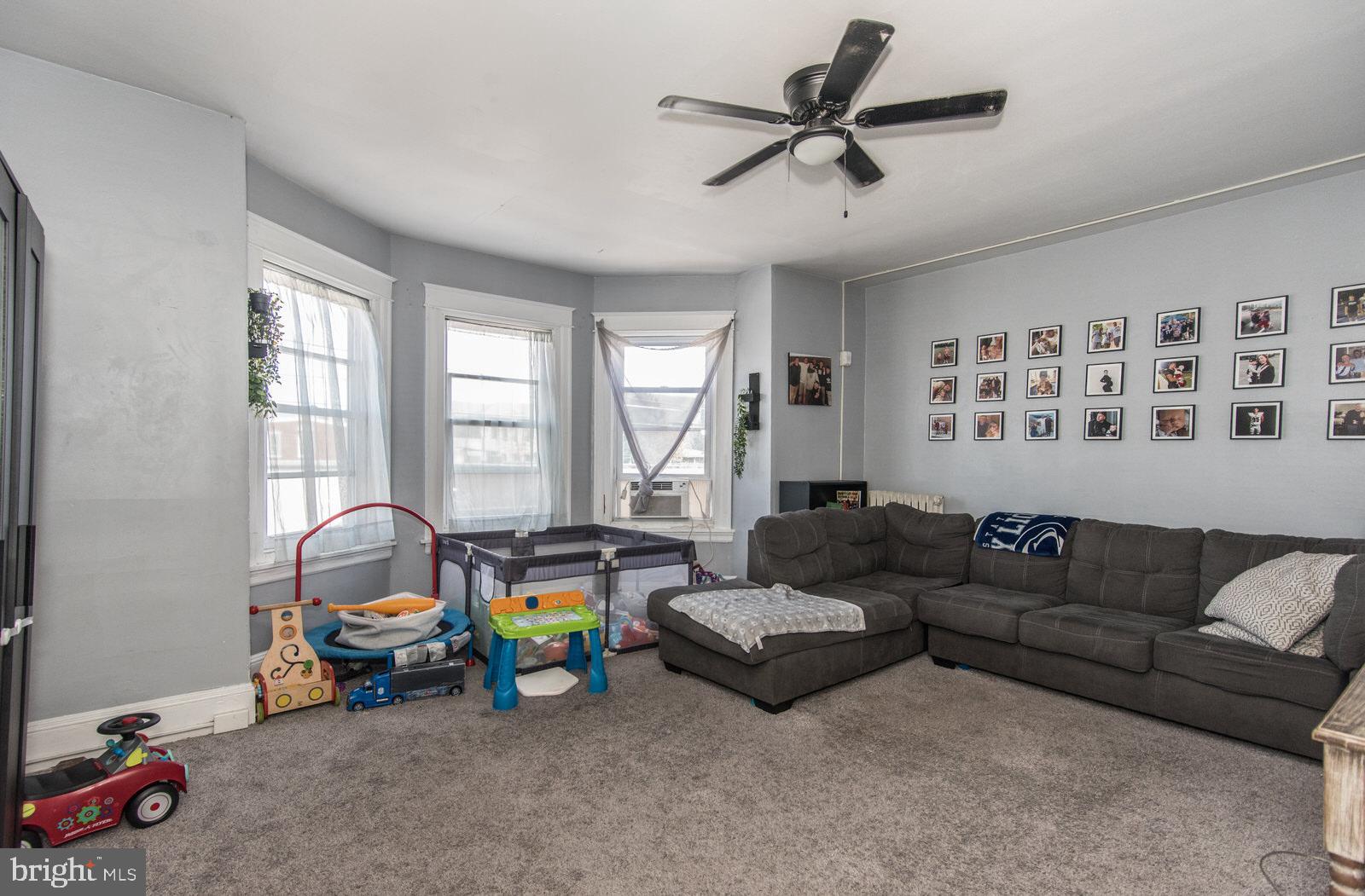 BRIDESBURG - Residential