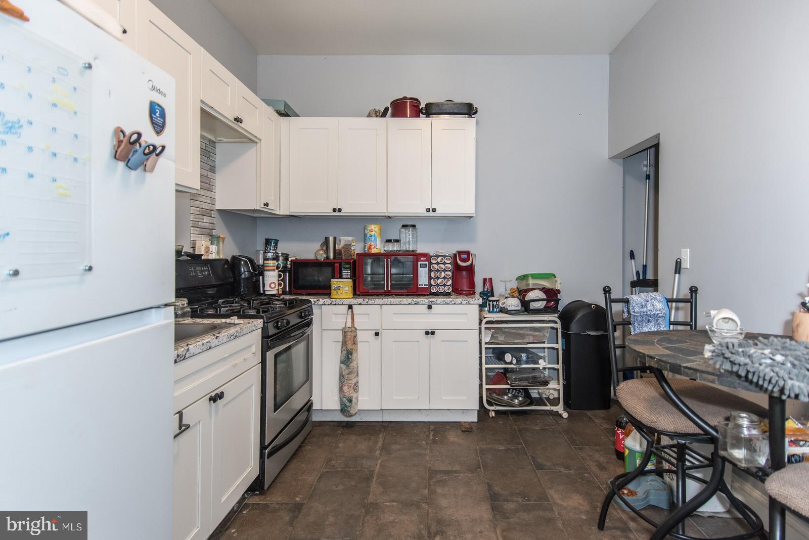 BRIDESBURG - Residential