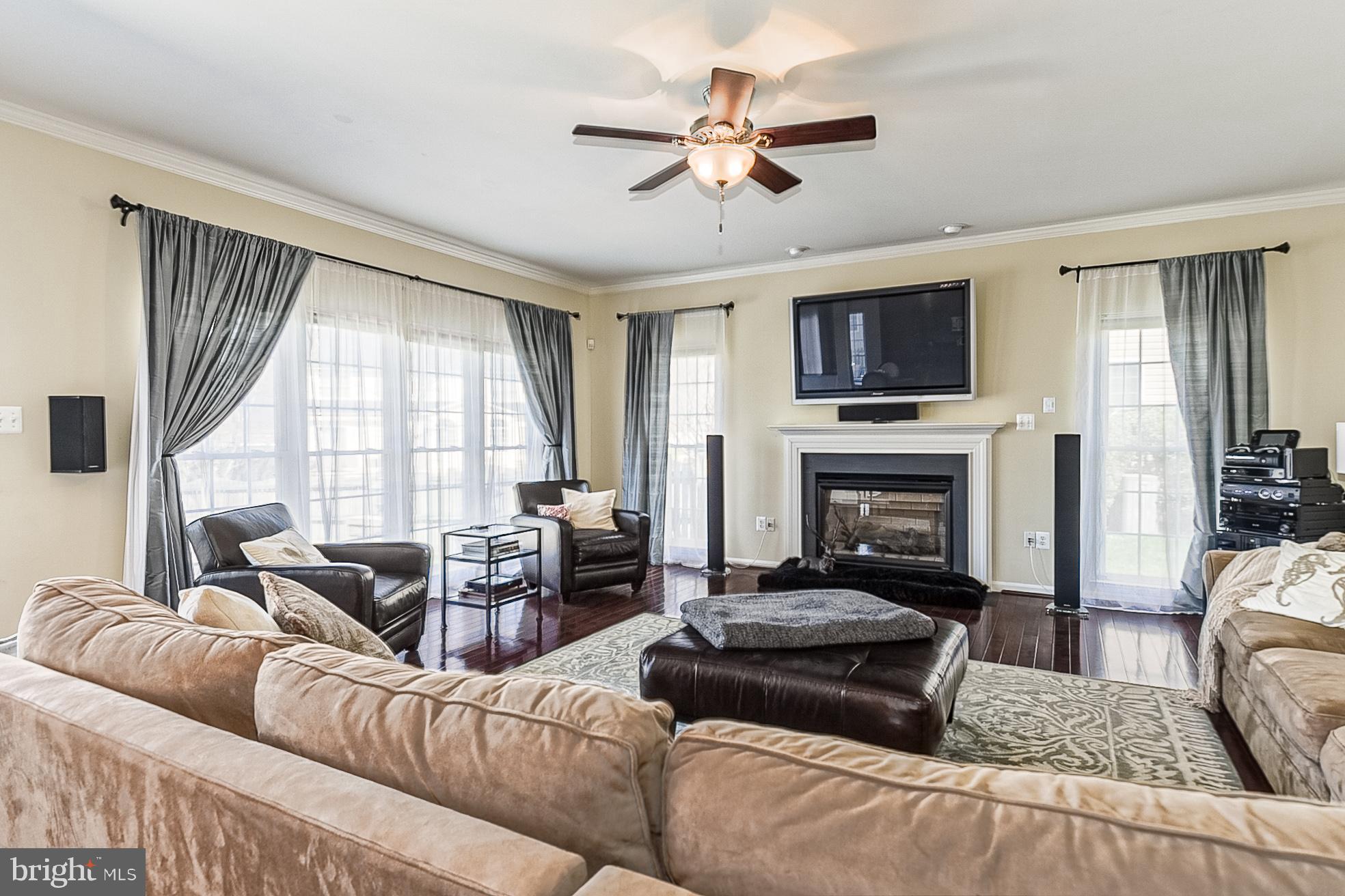 CHAPEL GROVE - Residential