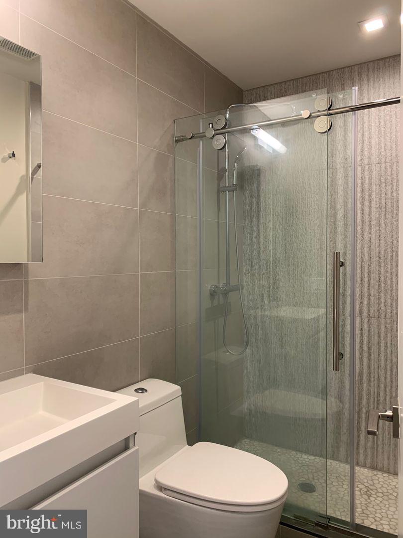 WASHINGTON SQ WEST - Residential Lease