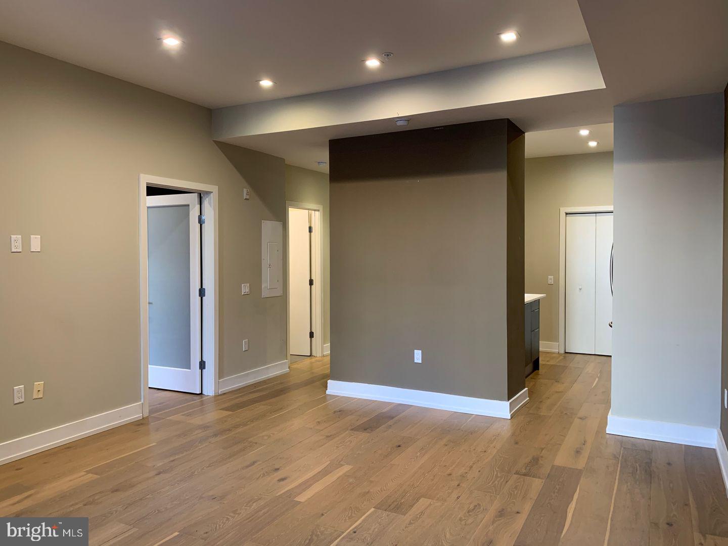 WASHINGTON SQ WEST - Residential Lease