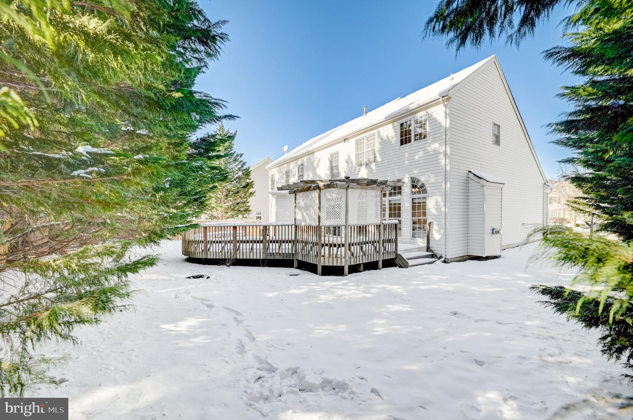 RUNNYMEADE - Residential