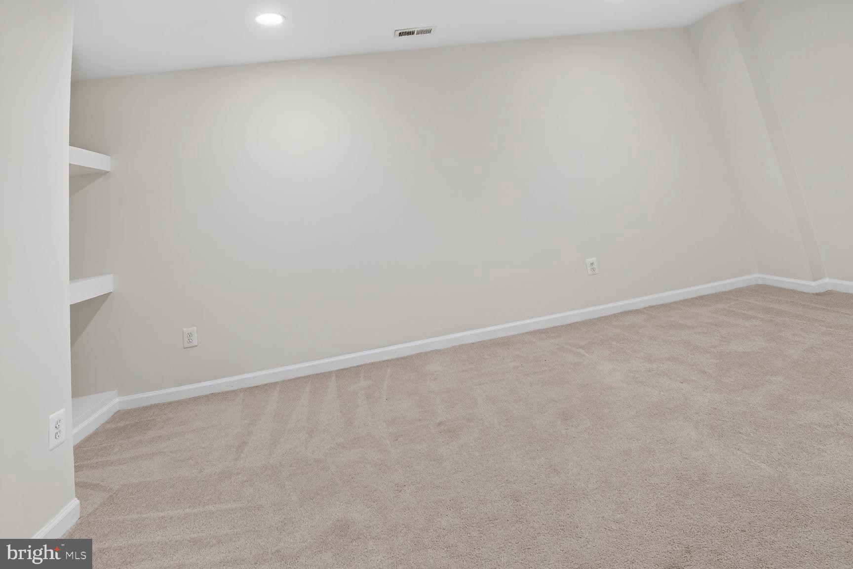 MOSBY RIDGE CONDO - Residential