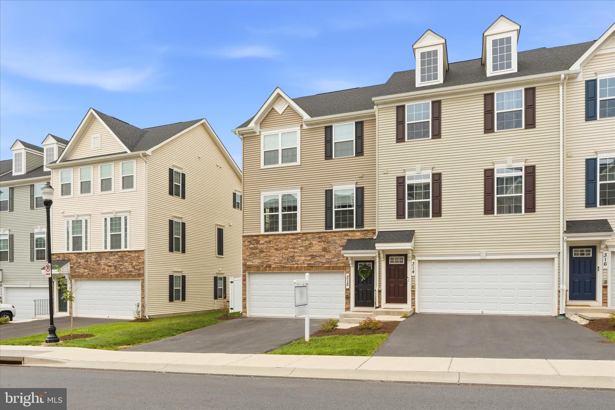 WEST PARK VILLAGE - Residential