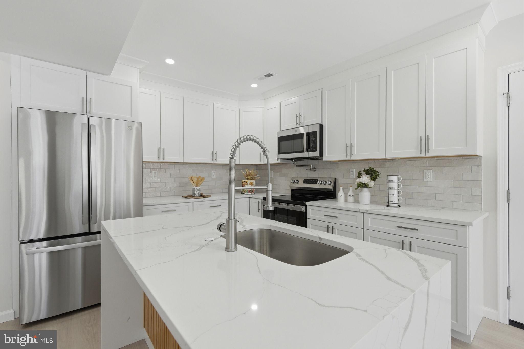 WILLIAMS ESTATES - Residential