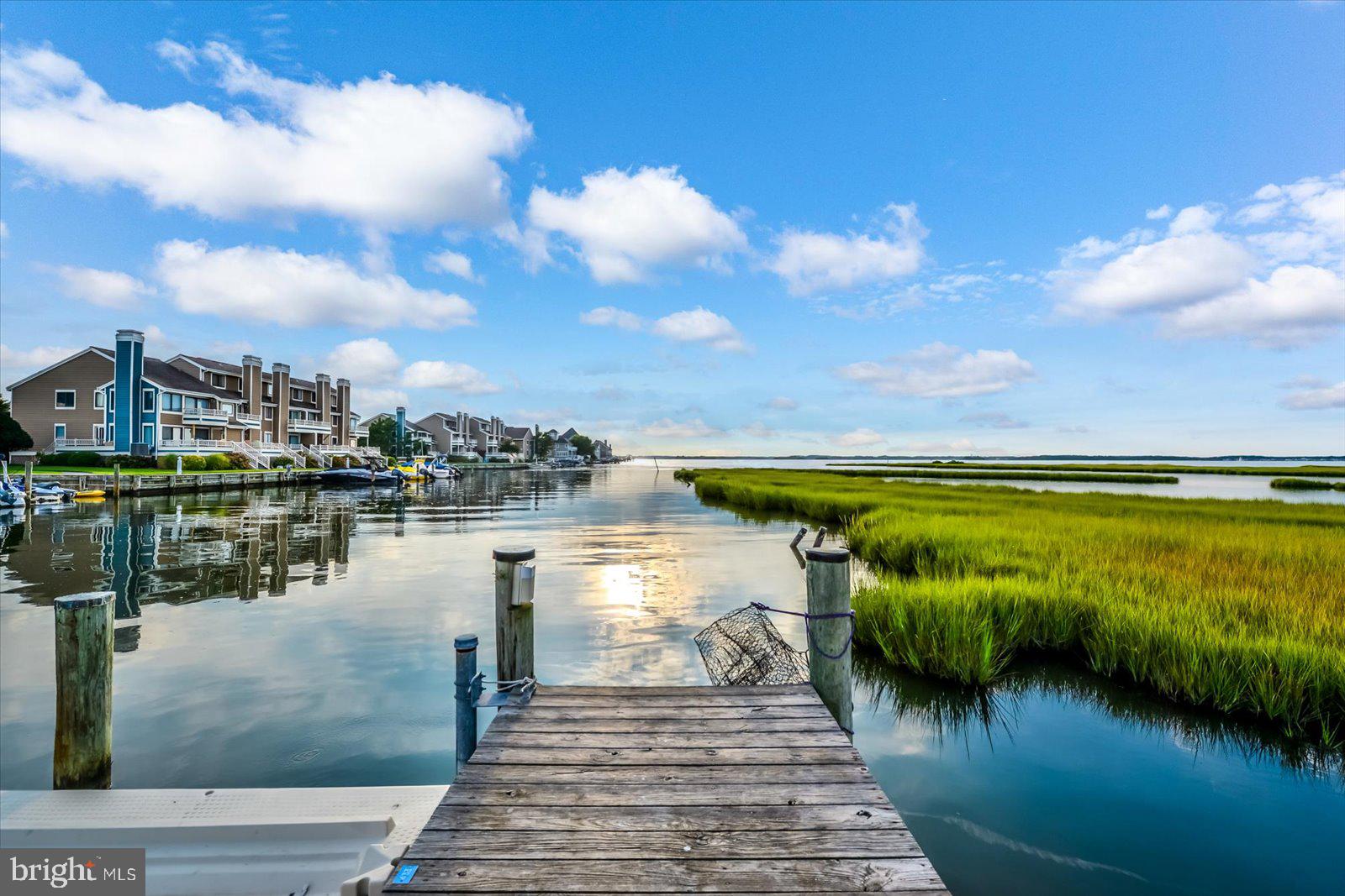 HIDDEN HARBOR - Residential
