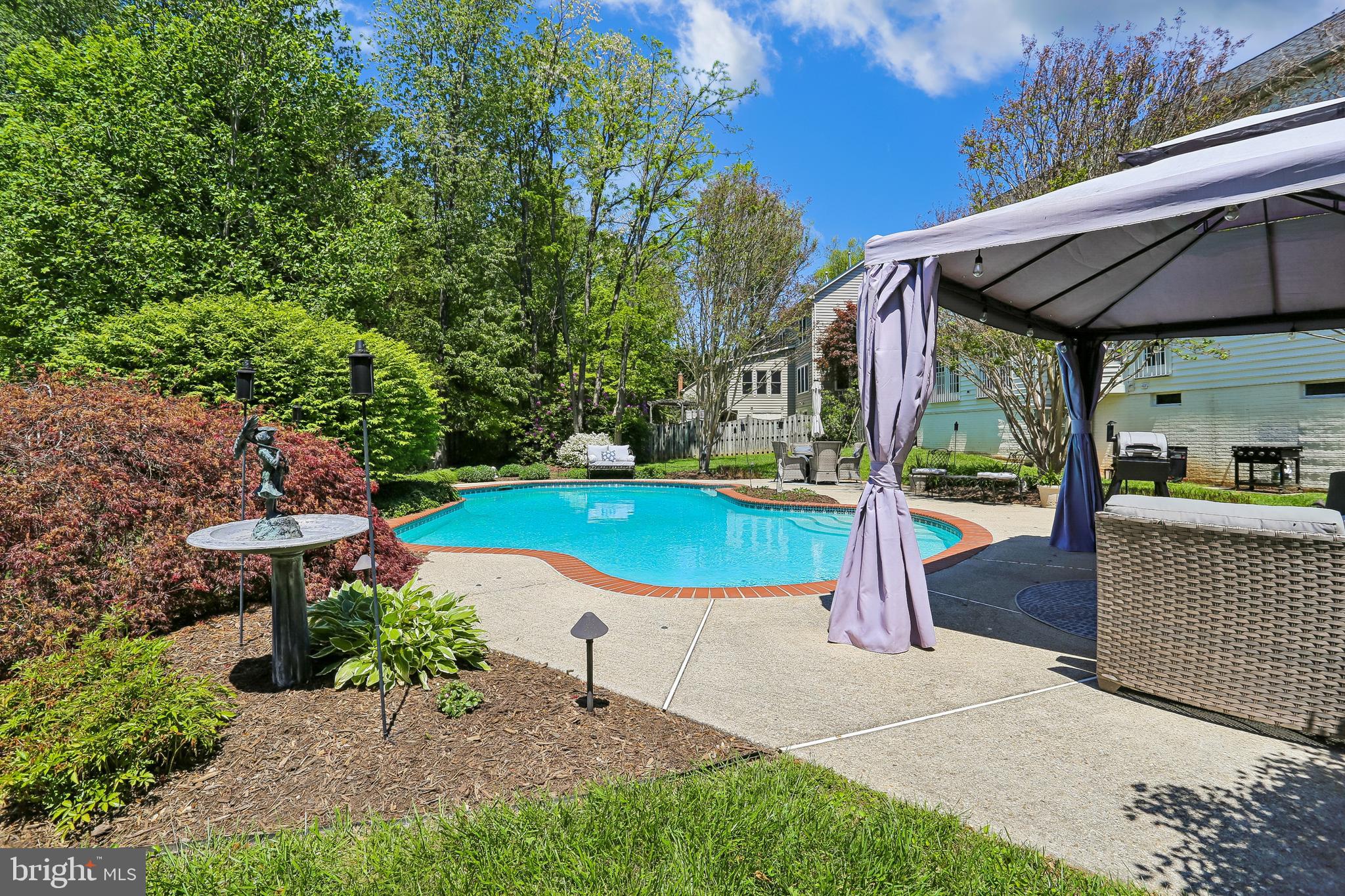 KINGS BRIDGE - Residential