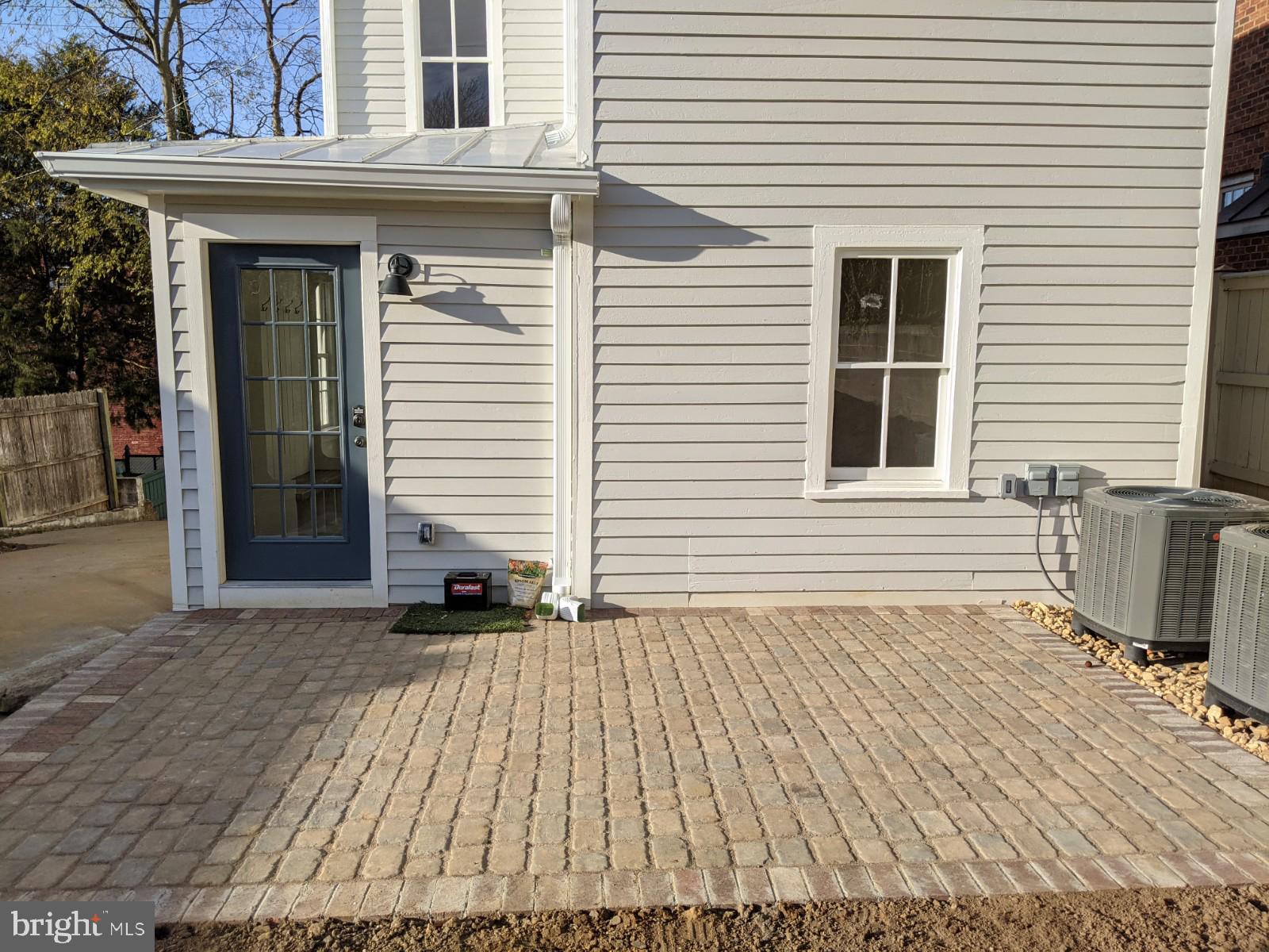 DOWNTOWN FREDERICKSBURG - Residential