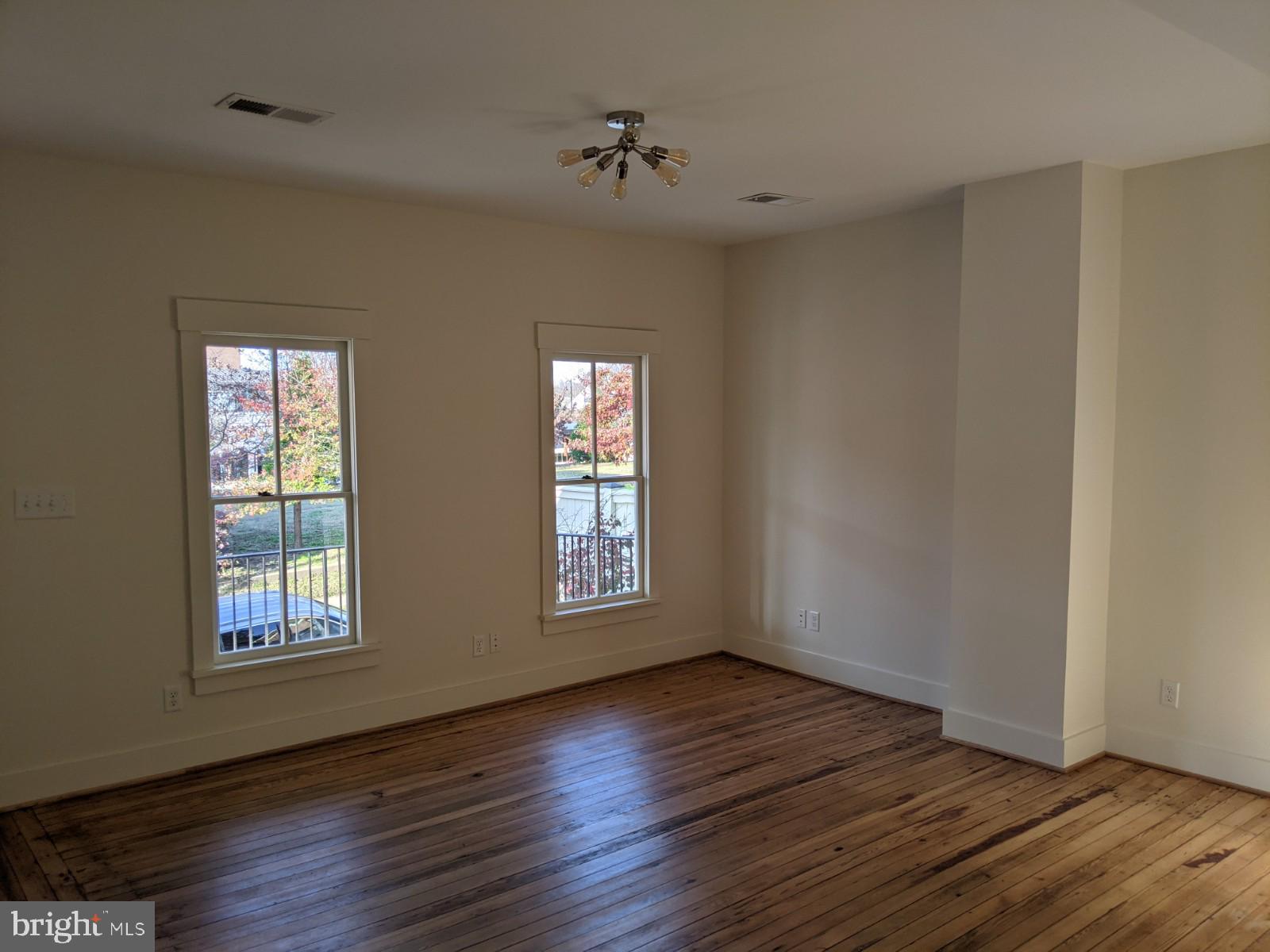 DOWNTOWN FREDERICKSBURG - Residential
