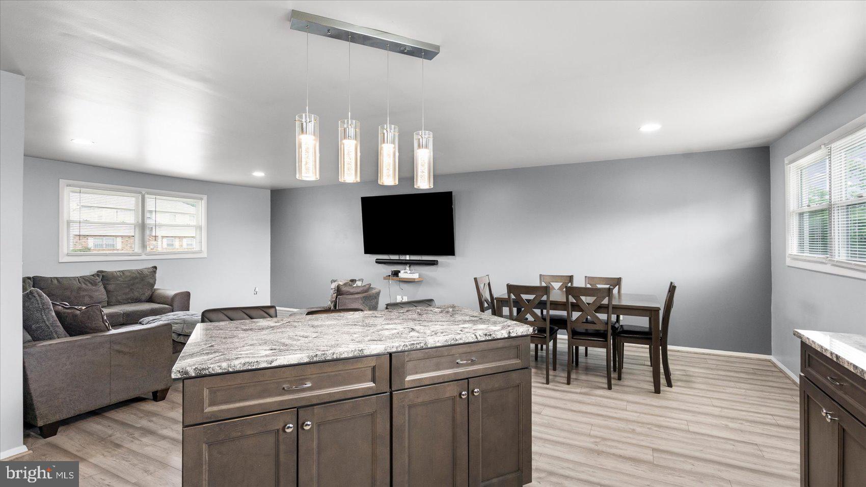 DEERFIELD - Residential