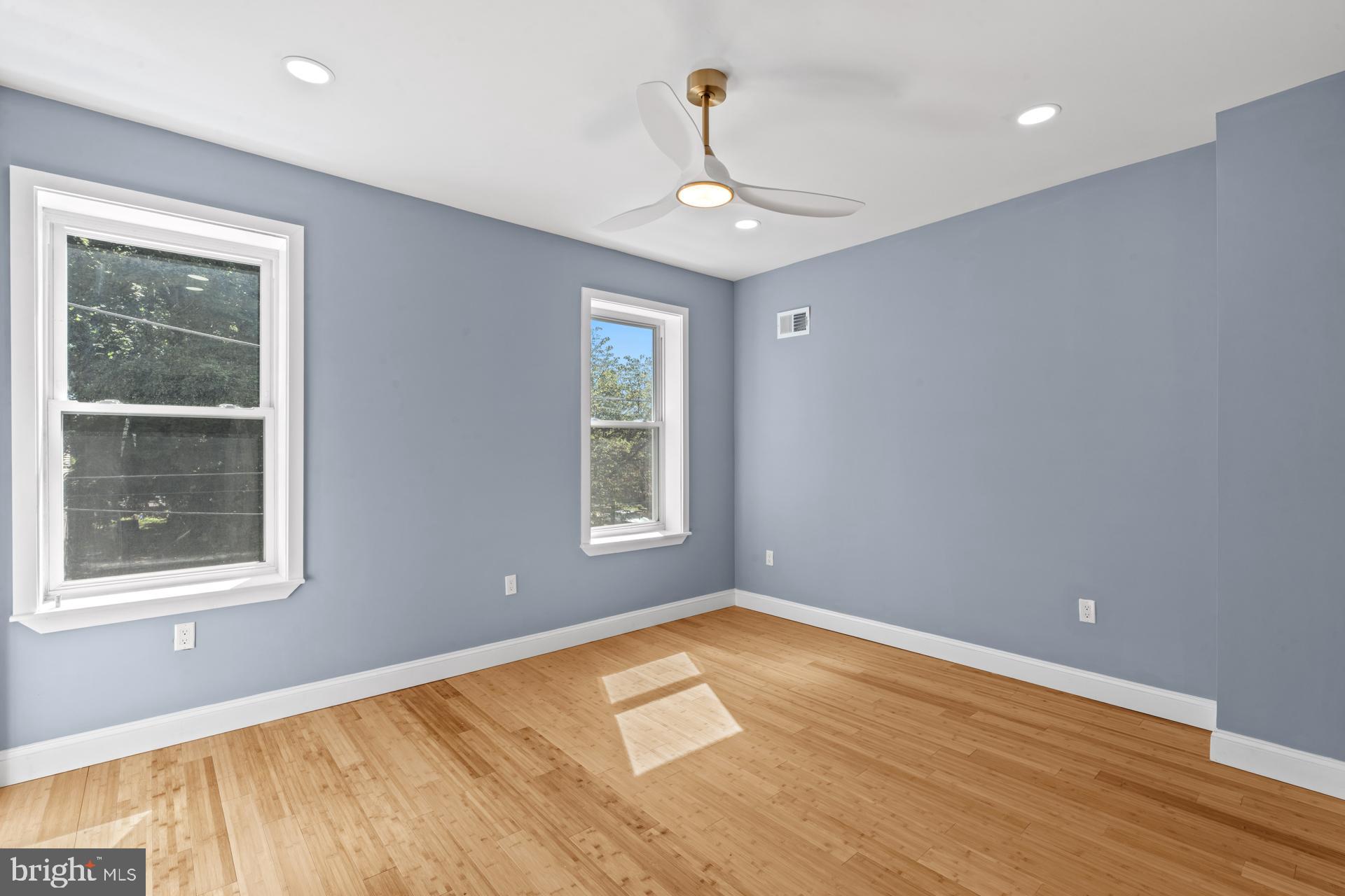 BELMONT - Residential