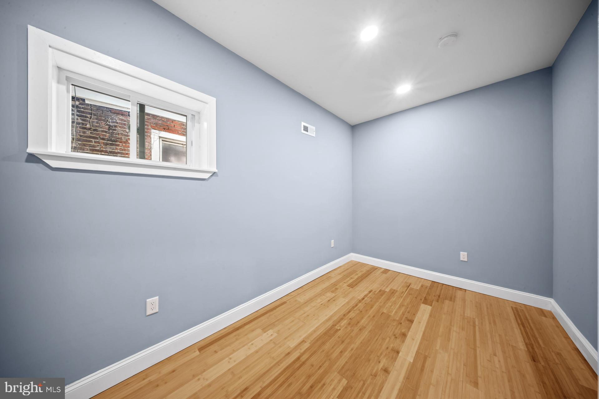 BELMONT - Residential