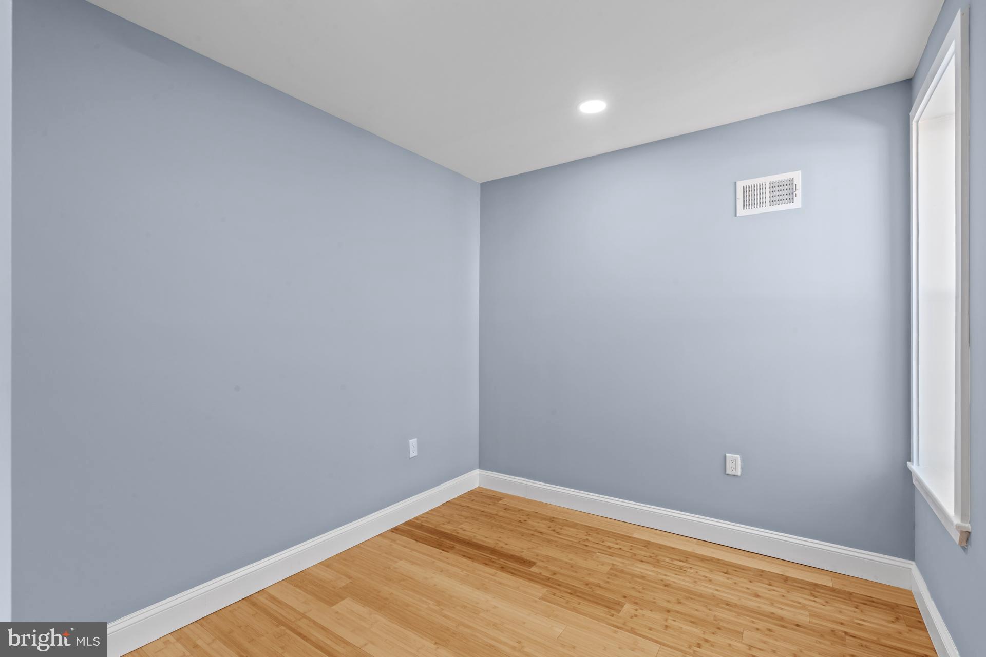 BELMONT - Residential