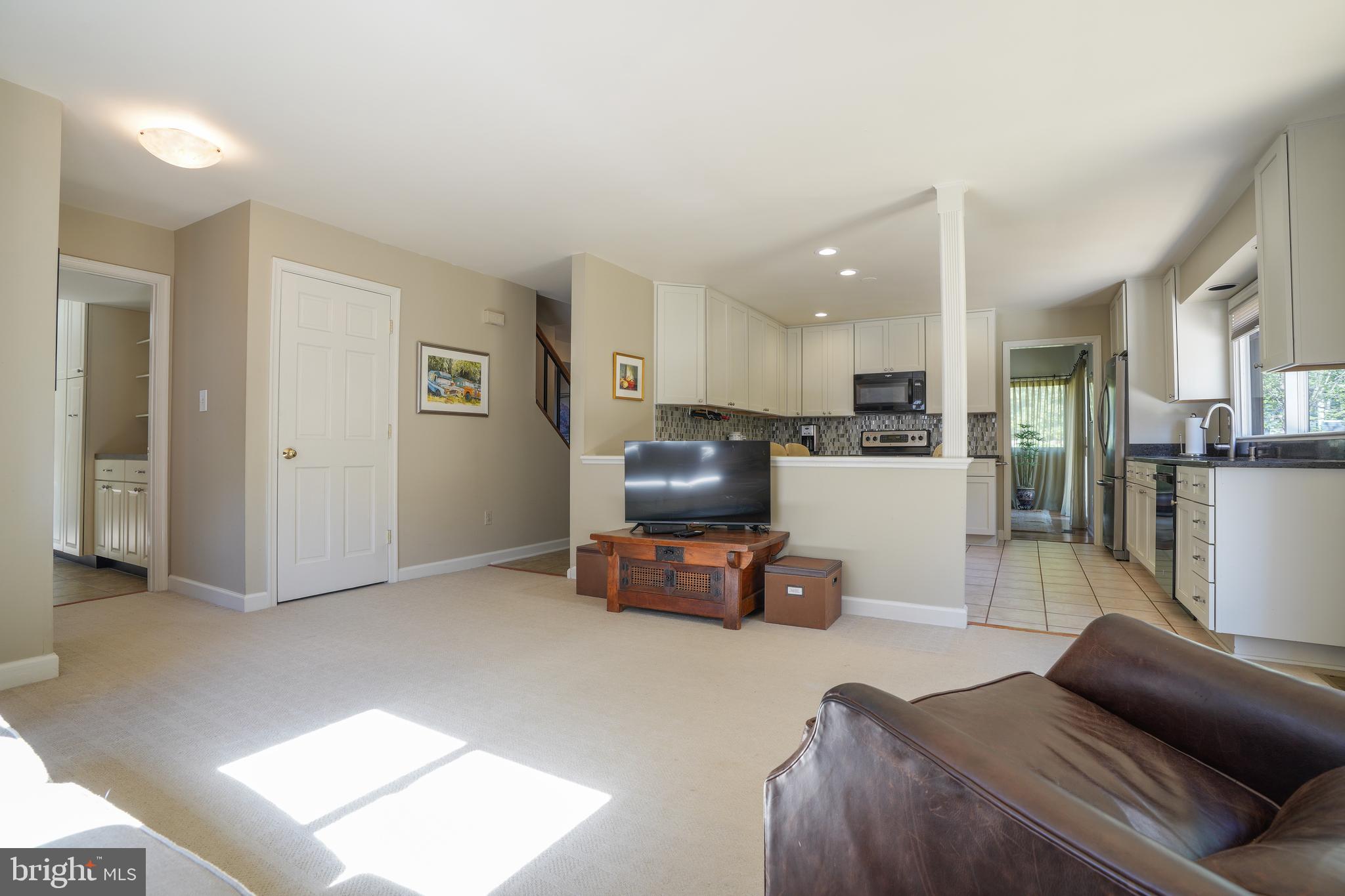 OAKLAND MILLS - Residential