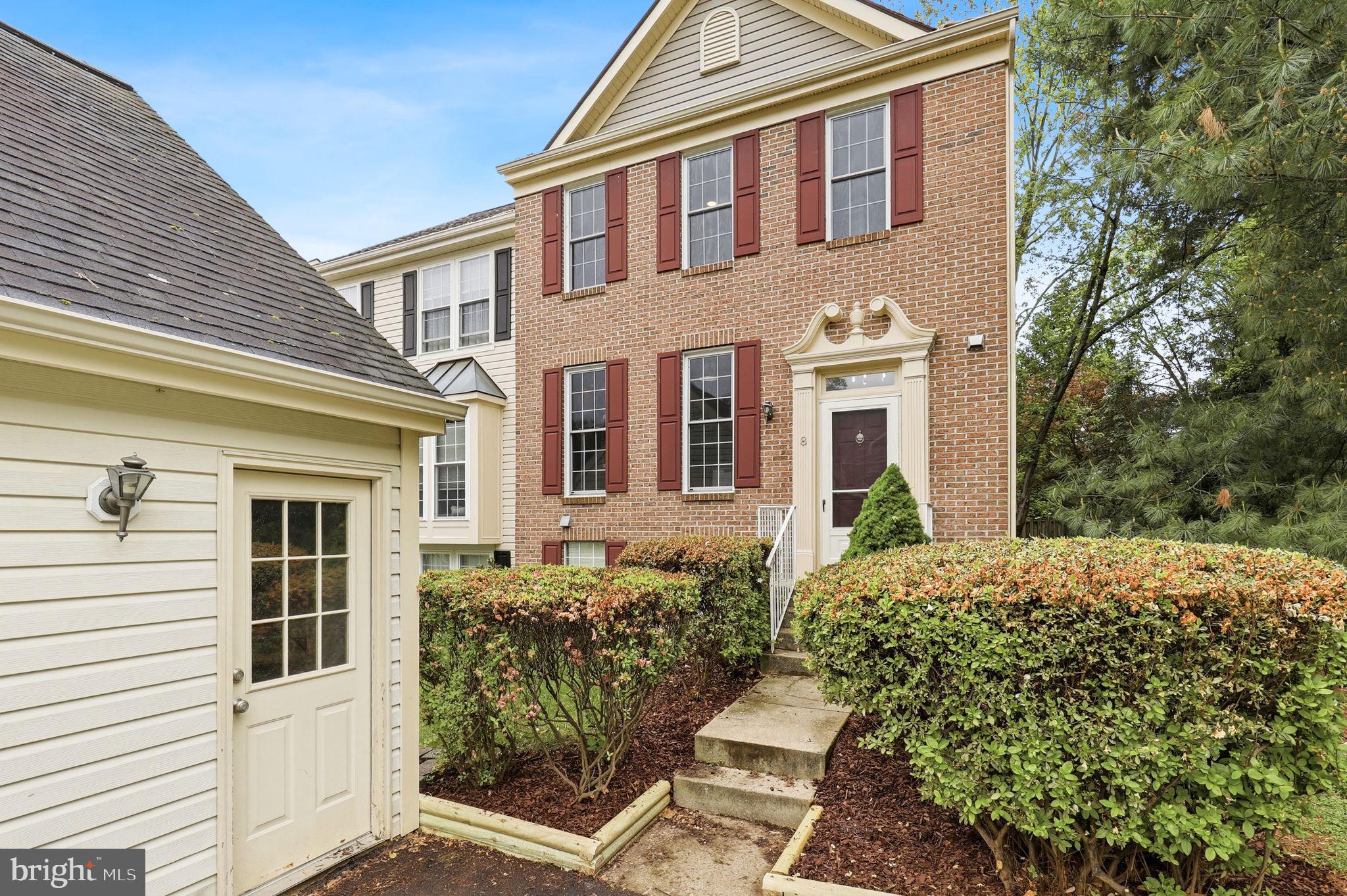 HALLOWELL - Residential