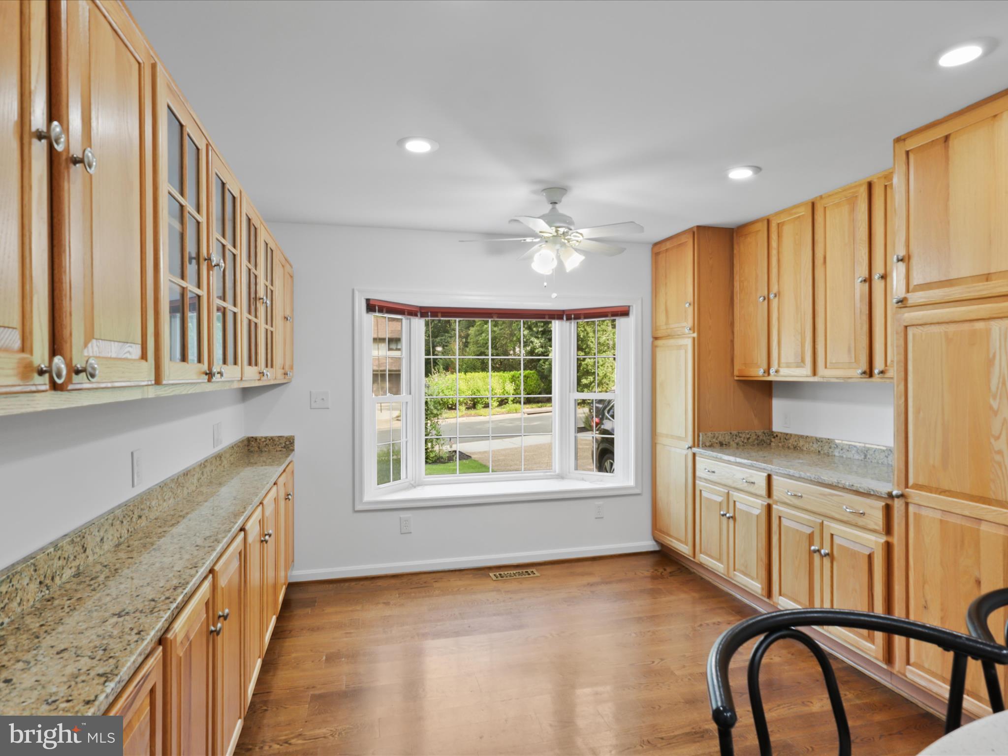 LINCOLNIA WOODS - Residential