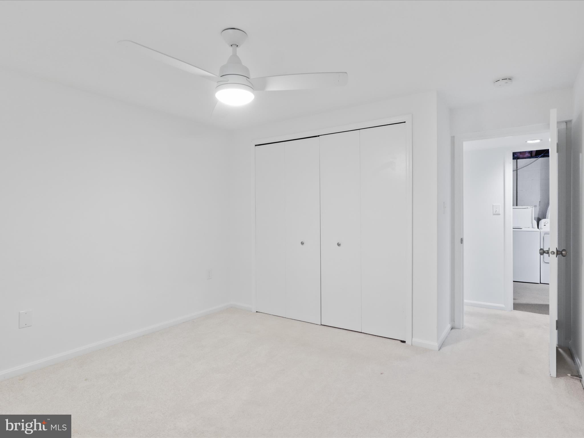 LINCOLNIA WOODS - Residential