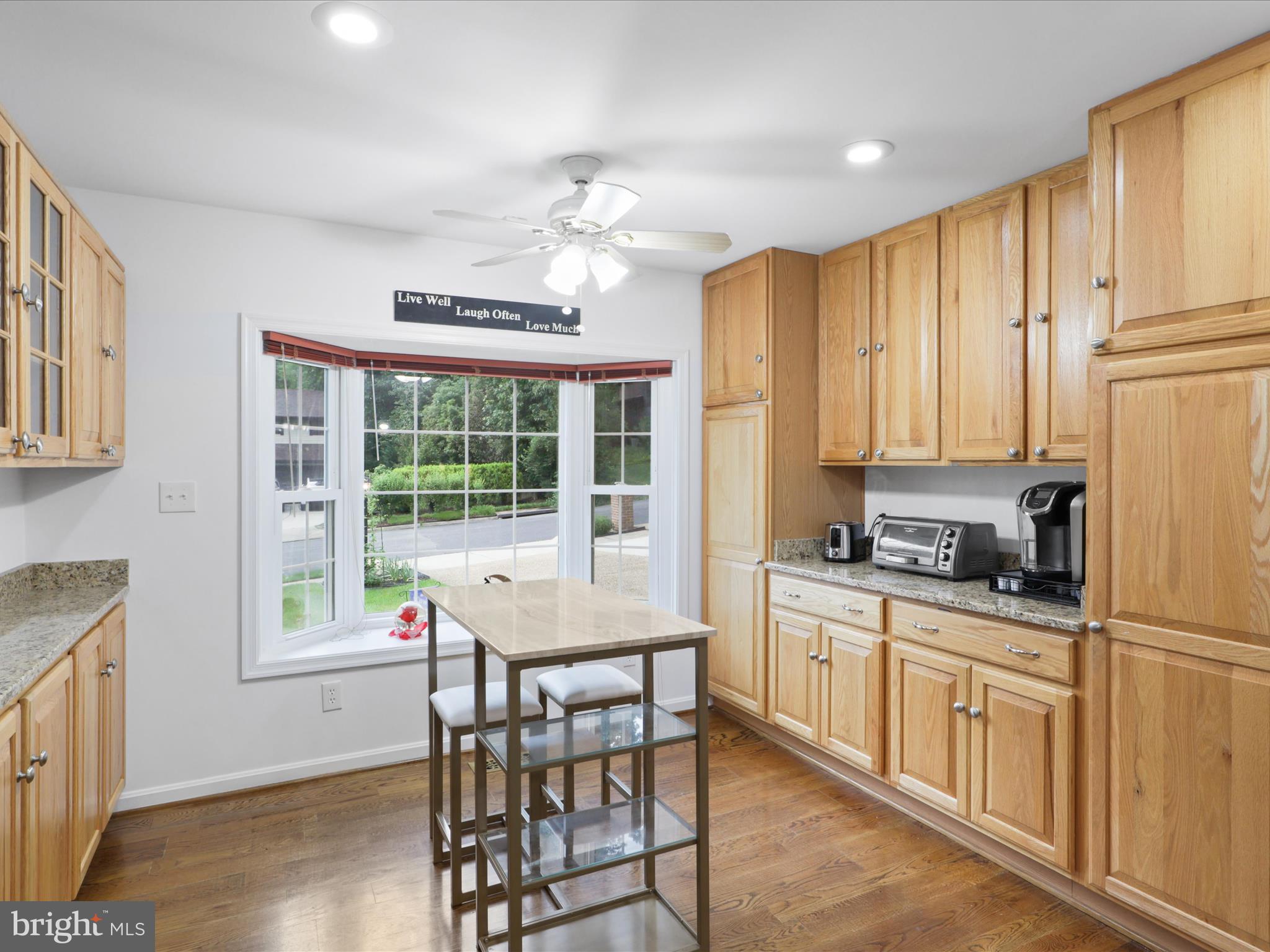 LINCOLNIA WOODS - Residential