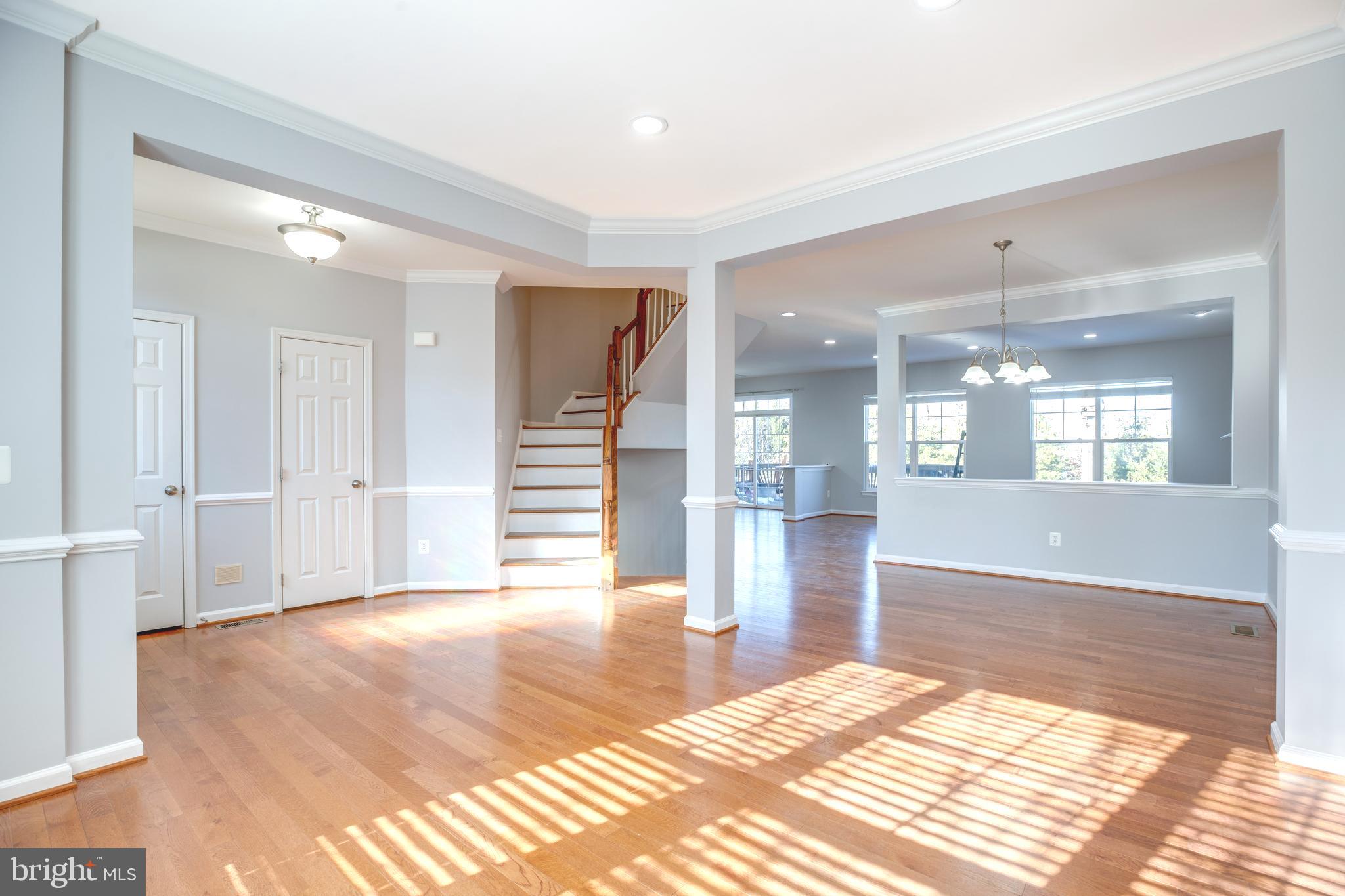 AVENDALE WOODLAND GROVE - Residential Lease
