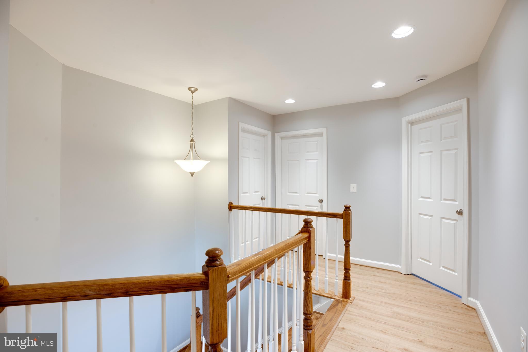 AVENDALE WOODLAND GROVE - Residential Lease
