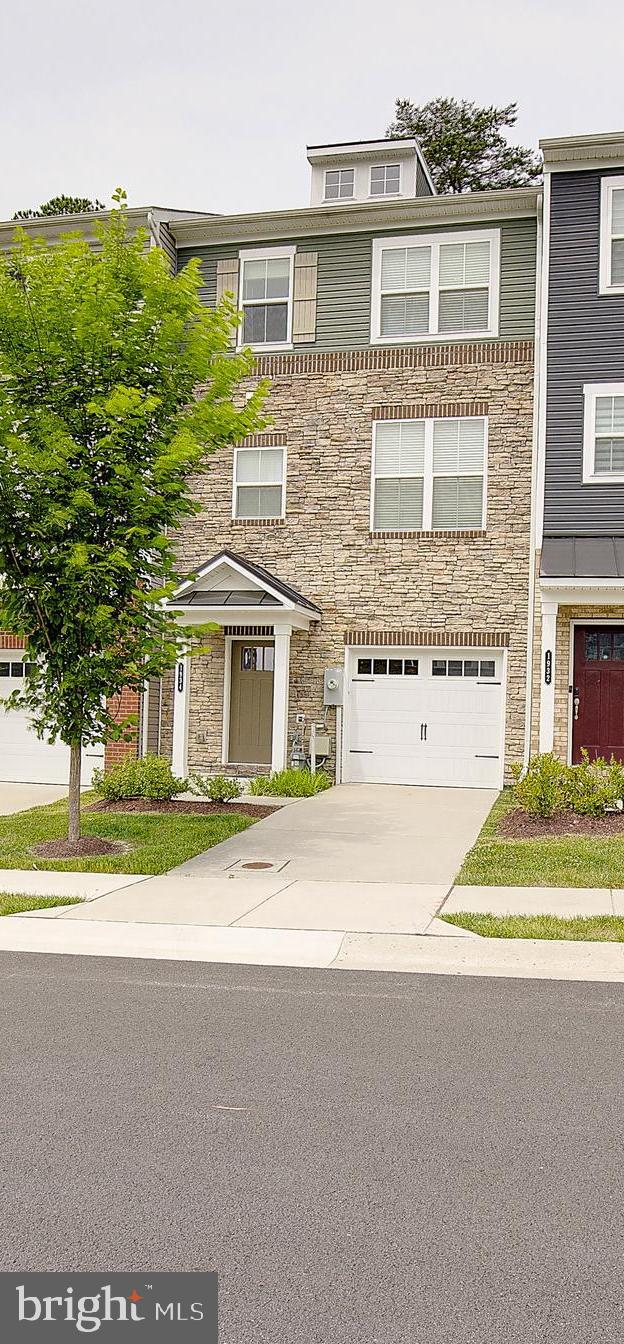 THE RIDGES - Residential