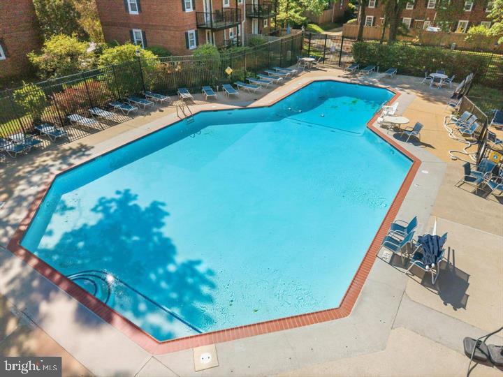 FAIRLINGTON VILLAGES - Residential
