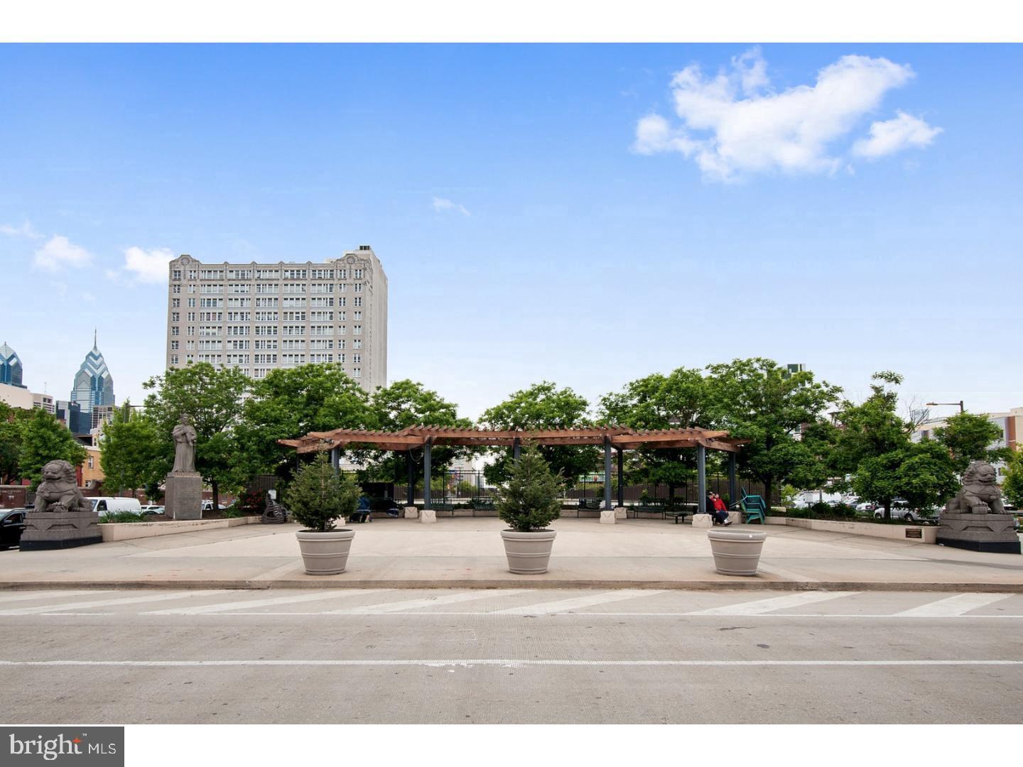 CHINATOWN - Residential