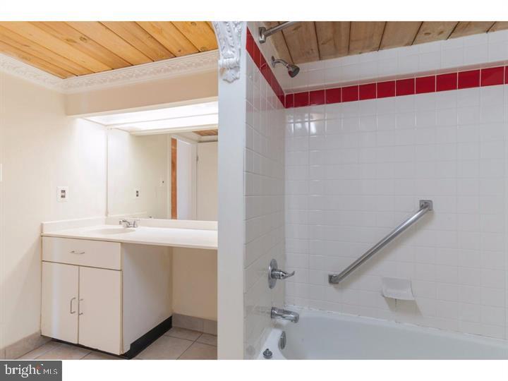 CHINATOWN - Residential