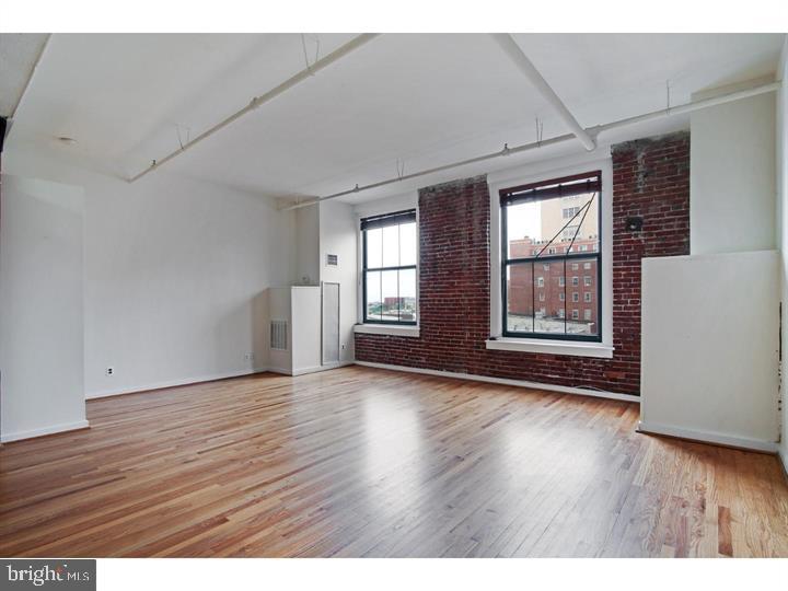 CHINATOWN - Residential