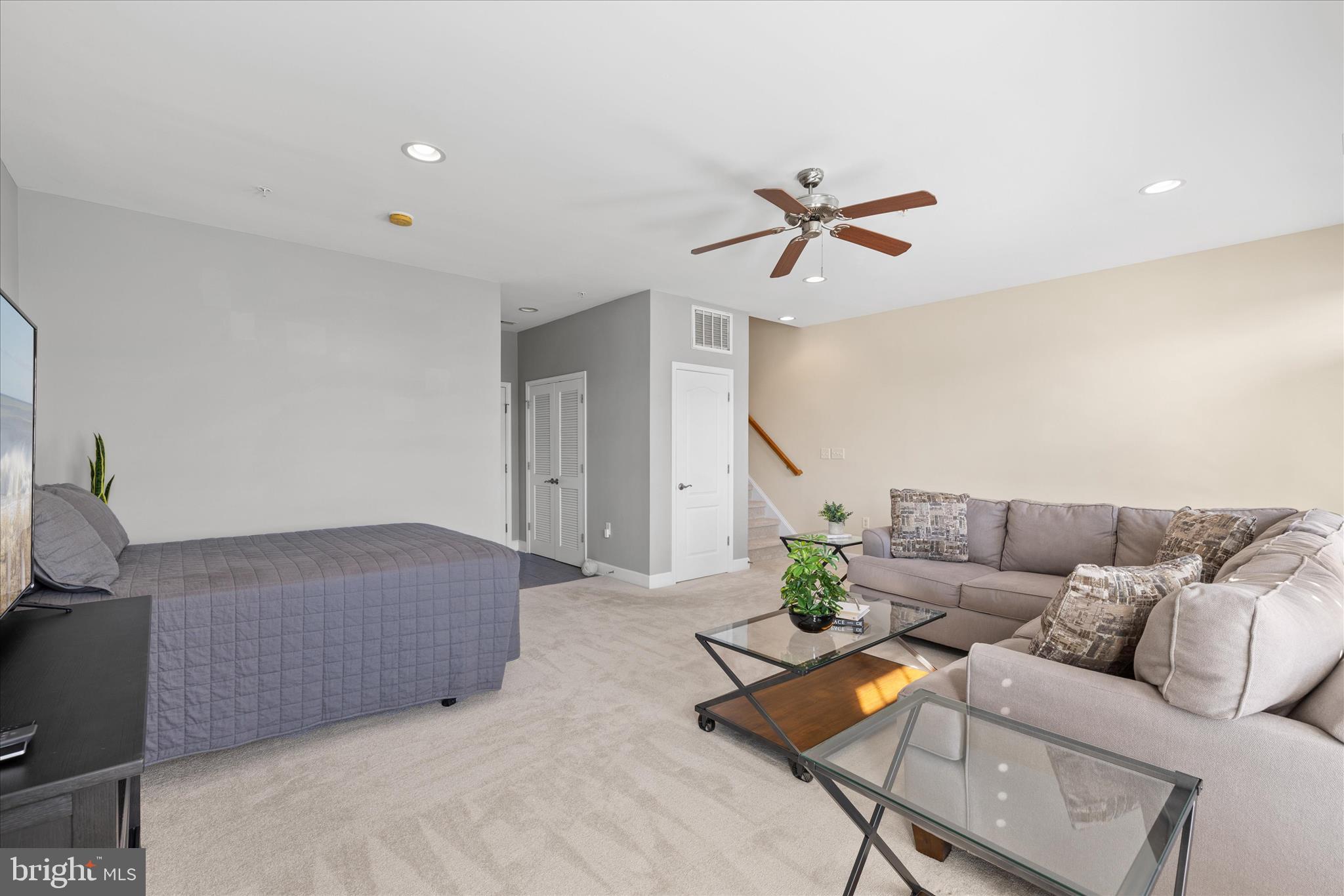 GLEN RIDDLE - Residential