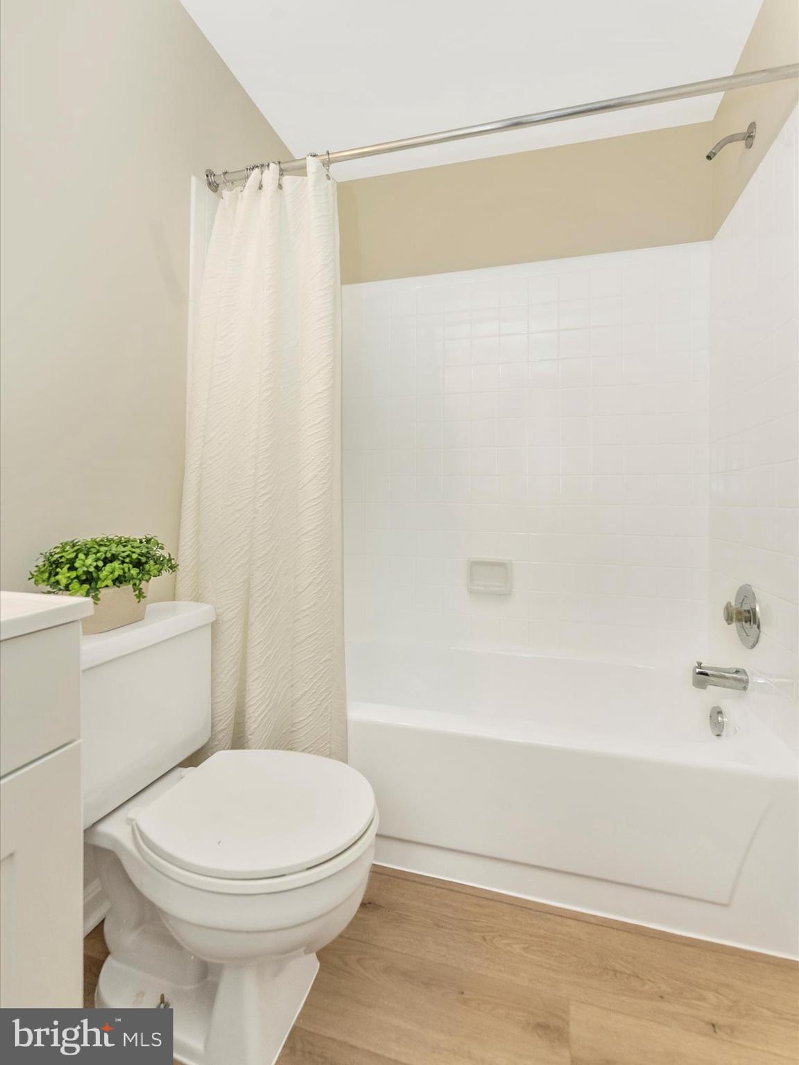 HADLEY FARMS - Residential