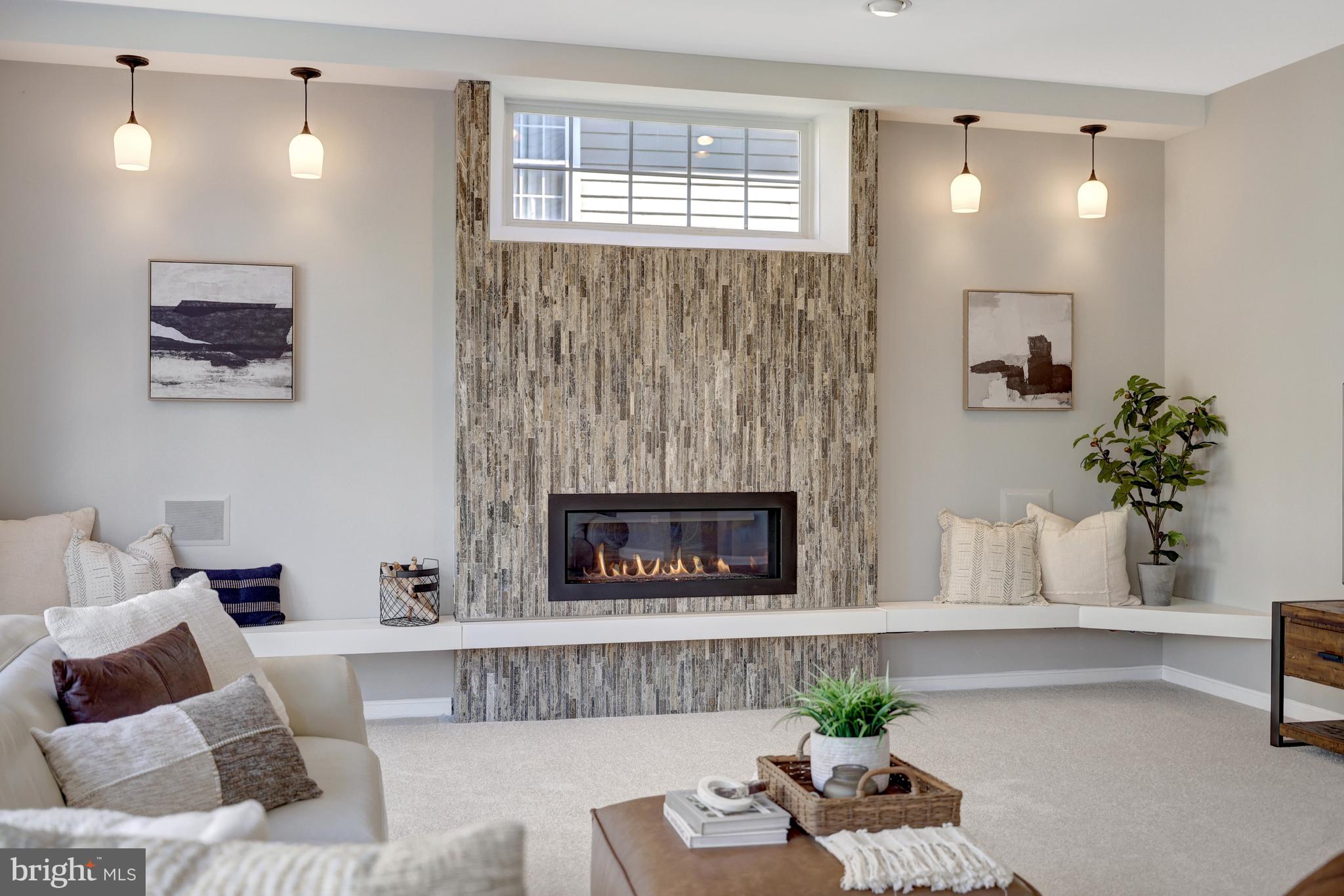 BROADLANDS SOUTH - Residential