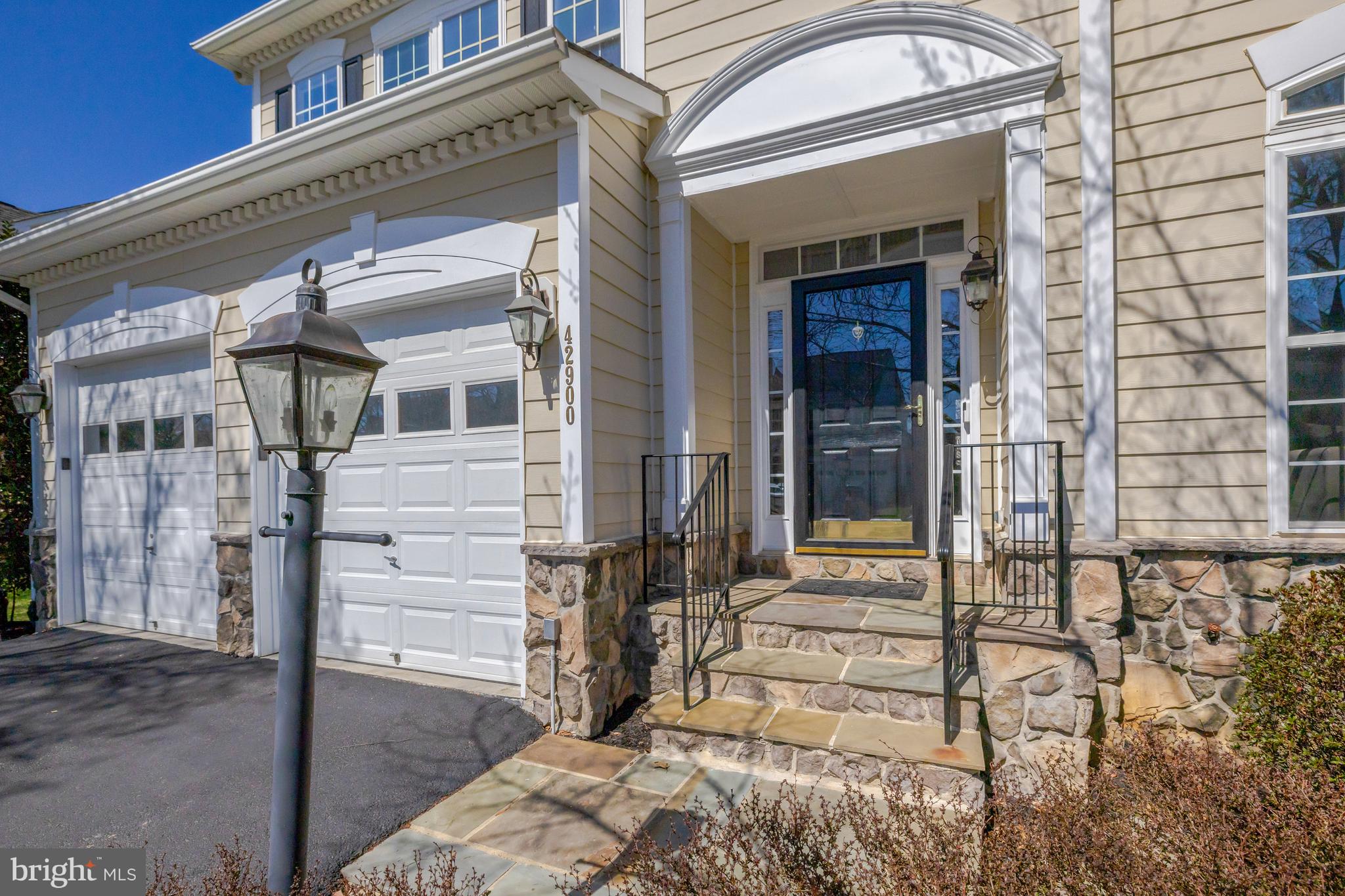 BROADLANDS SOUTH - Residential