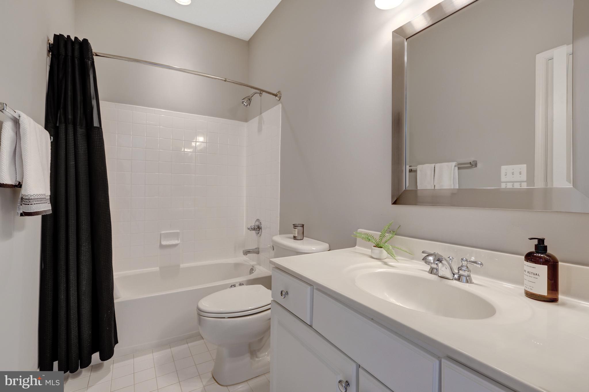 BROADLANDS SOUTH - Residential
