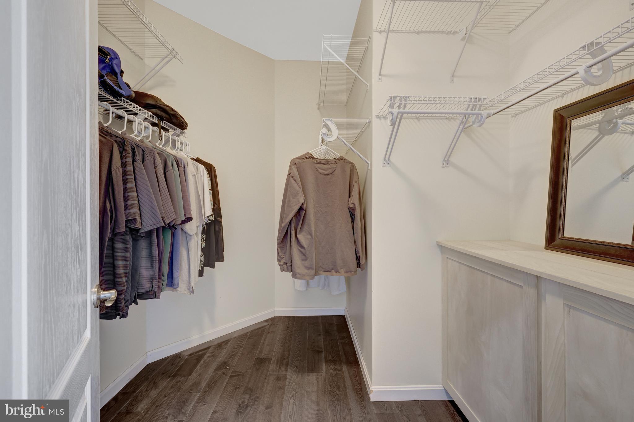 BROADLANDS SOUTH - Residential