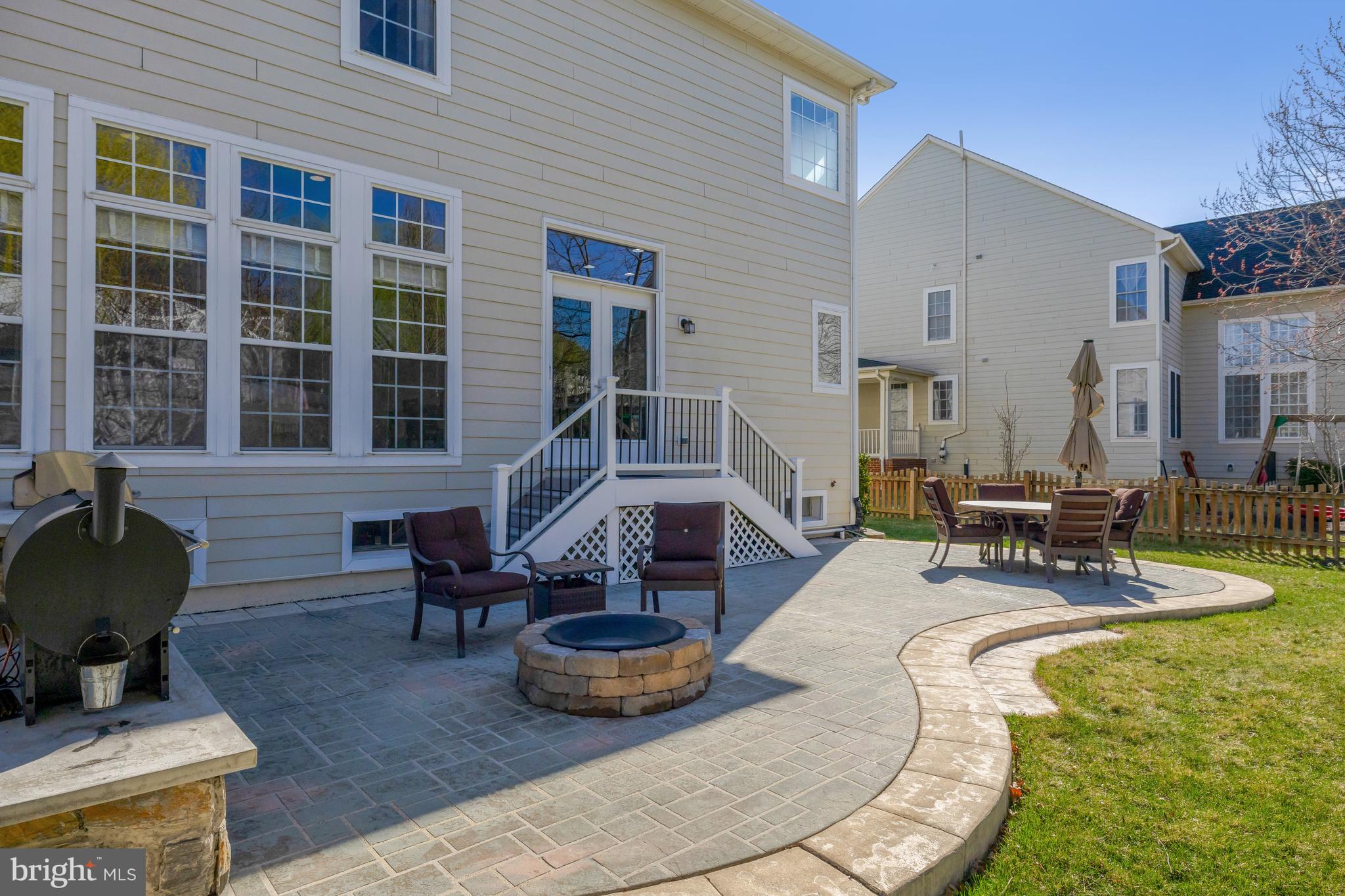 BROADLANDS SOUTH - Residential