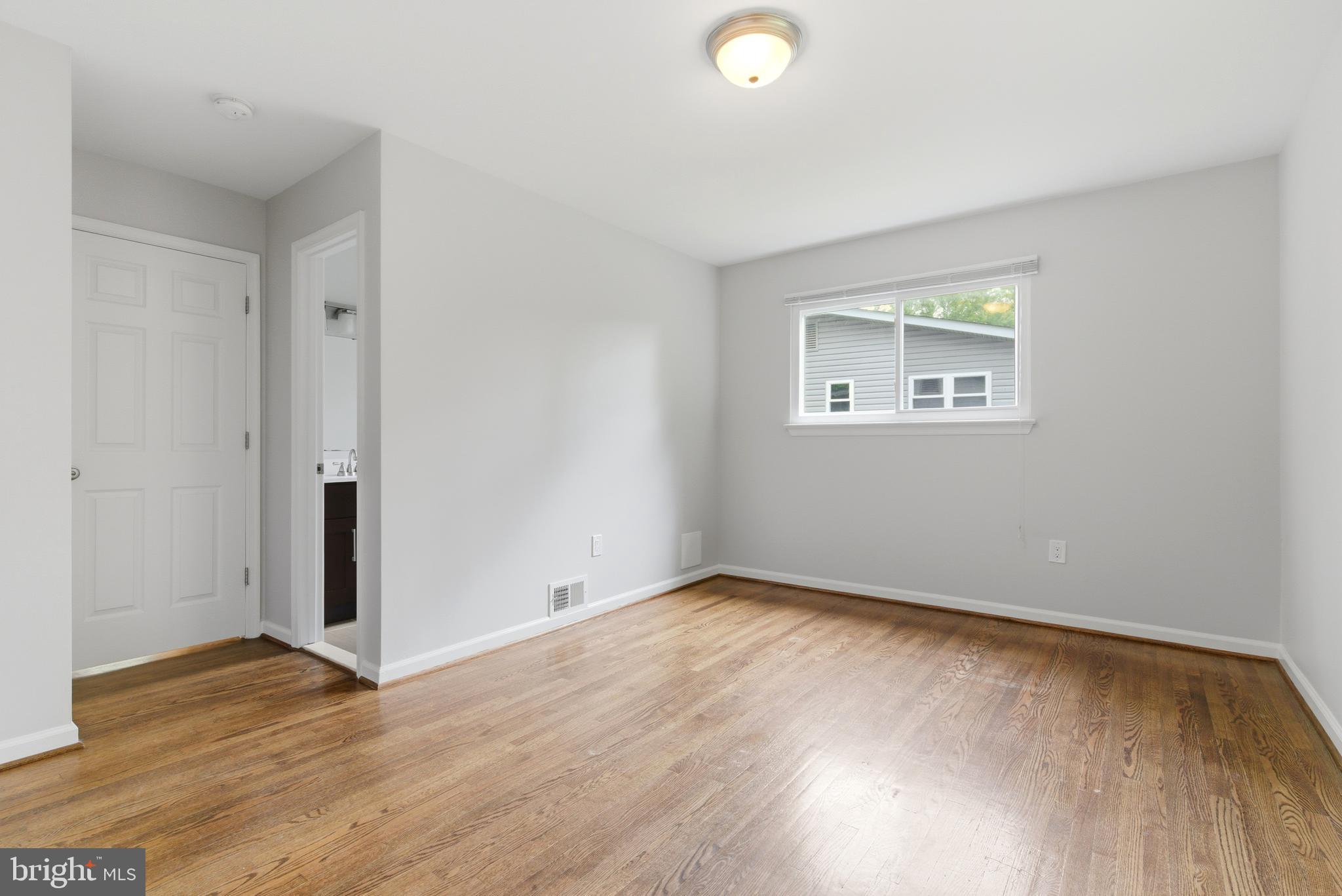 BEL PRE WOODS - Residential