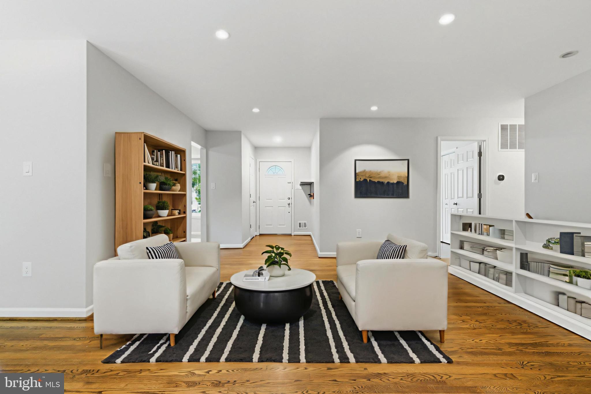 BEL PRE WOODS - Residential