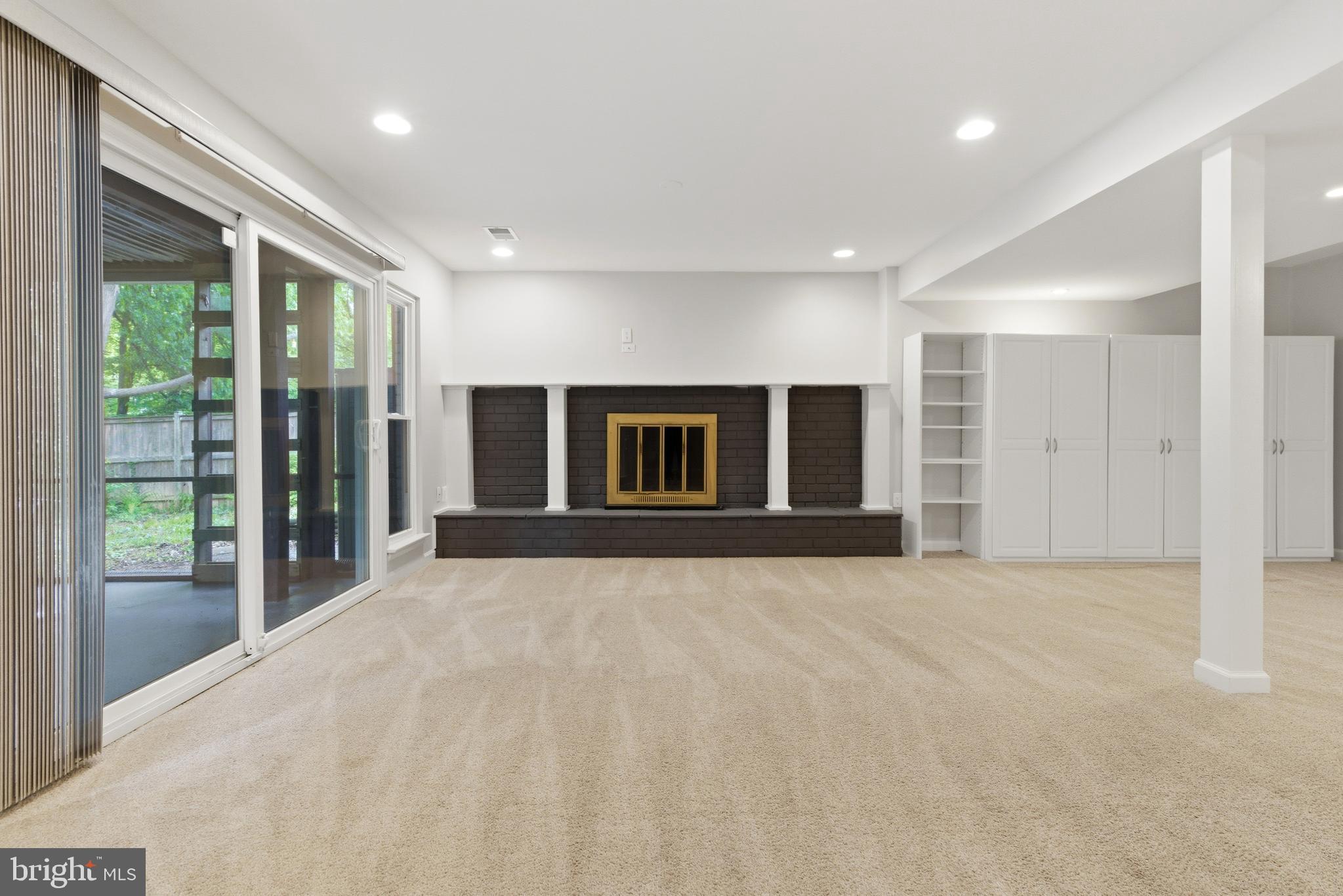 BEL PRE WOODS - Residential