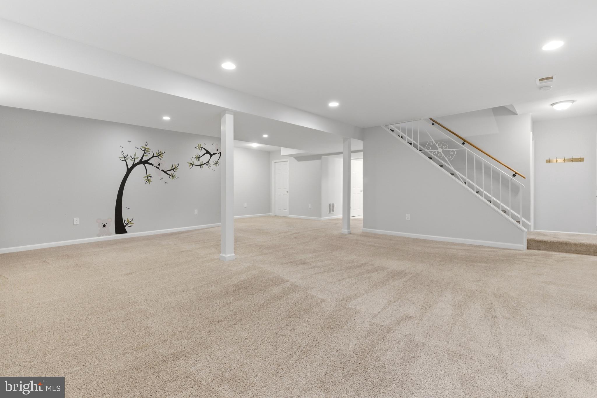 BEL PRE WOODS - Residential