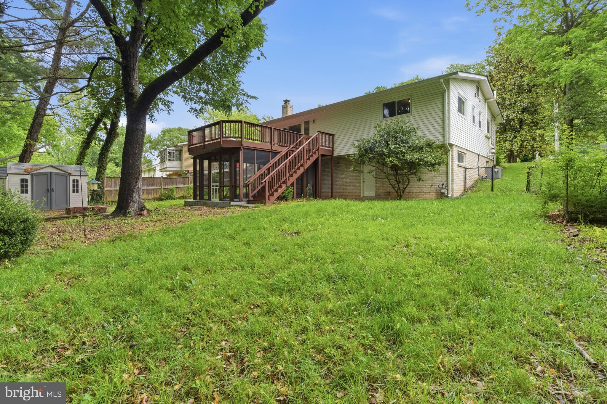 BEL PRE WOODS - Residential