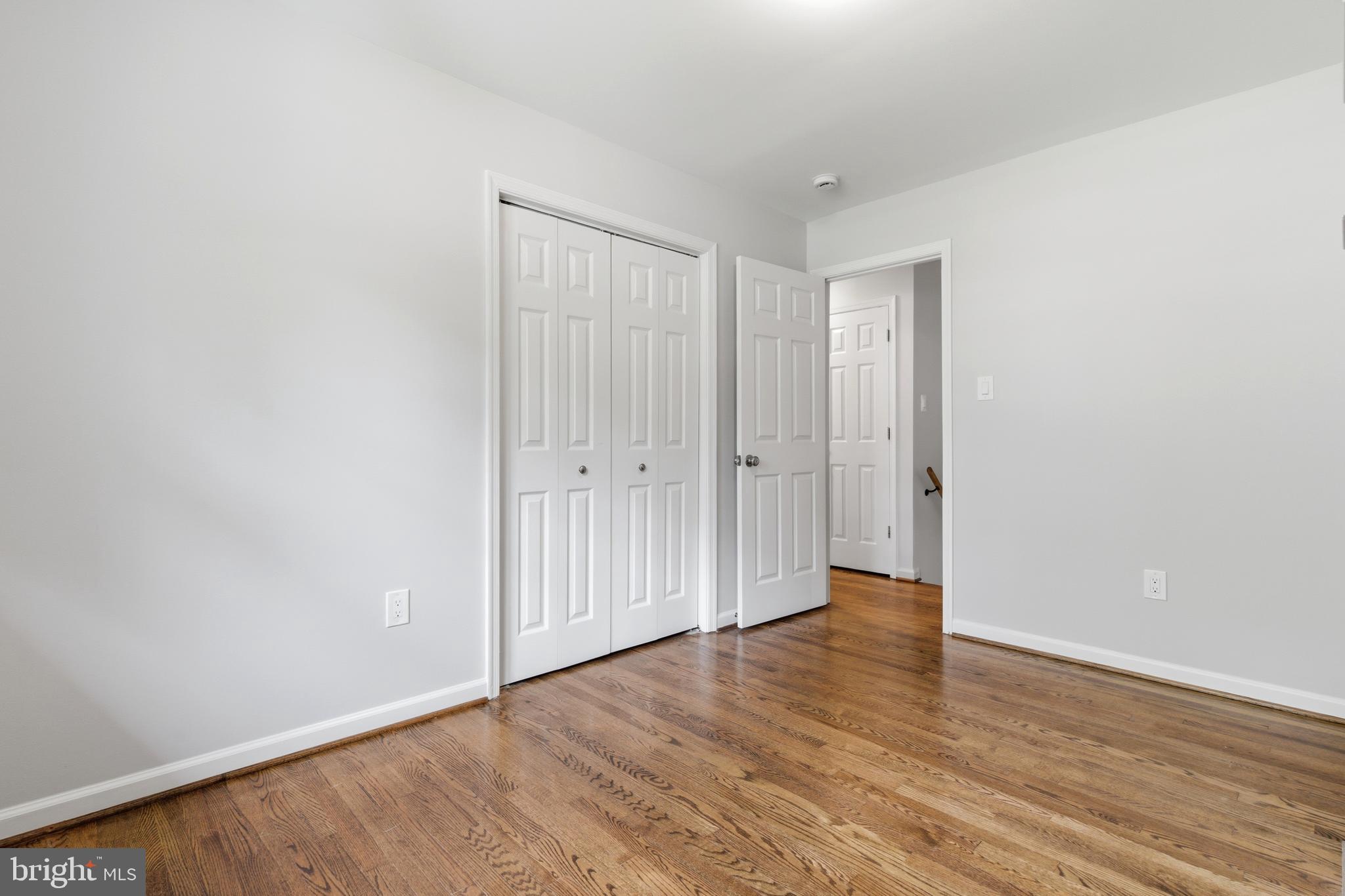 BEL PRE WOODS - Residential