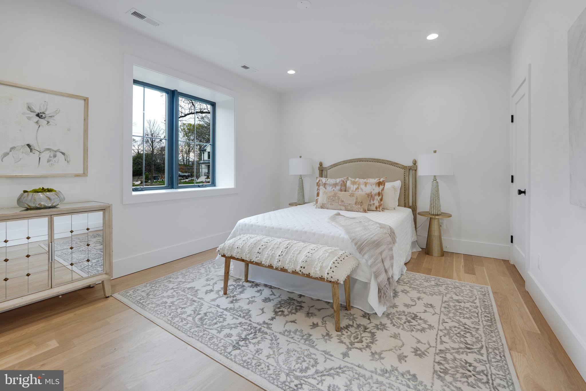 BRADDOCK HEIGHTS - Residential