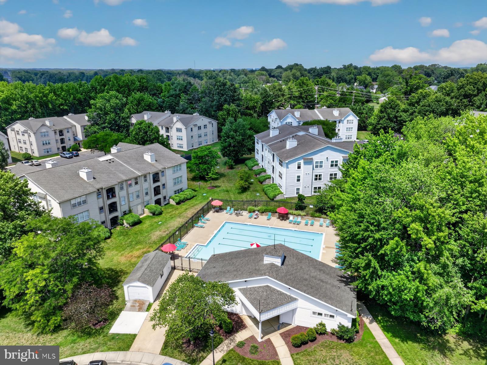 ANNAPOLIS OVERLOOK - Residential