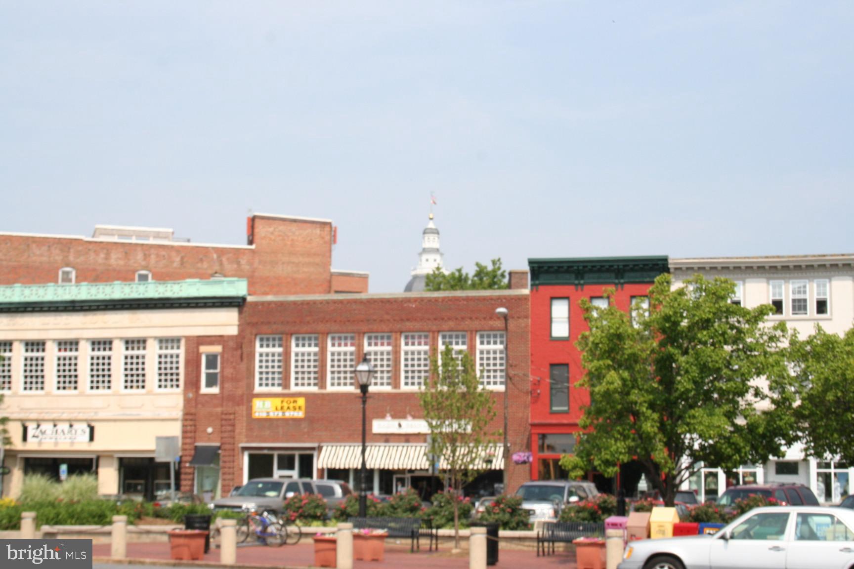 ANNAPOLIS OVERLOOK - Residential