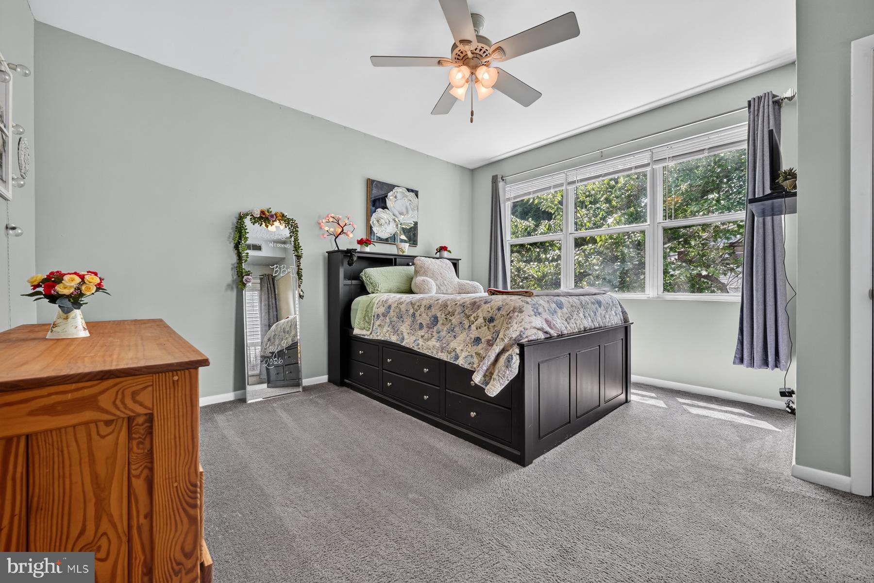 ANNAPOLIS OVERLOOK - Residential