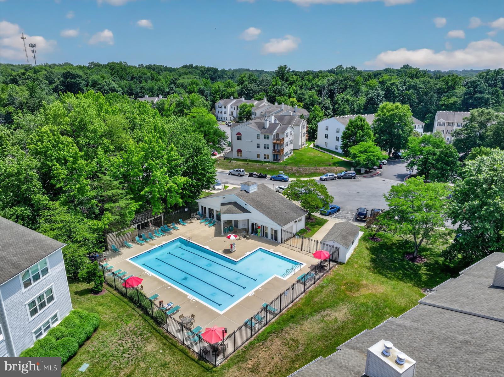 ANNAPOLIS OVERLOOK - Residential